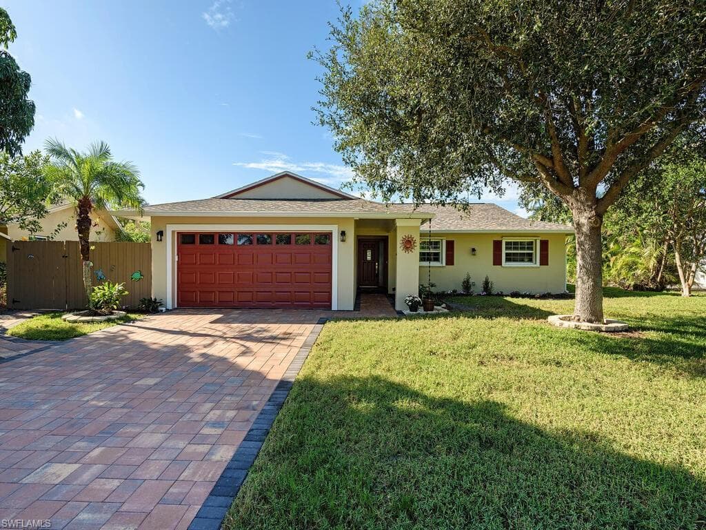 1236 Westlake BLVD NAPLES, FL 34103