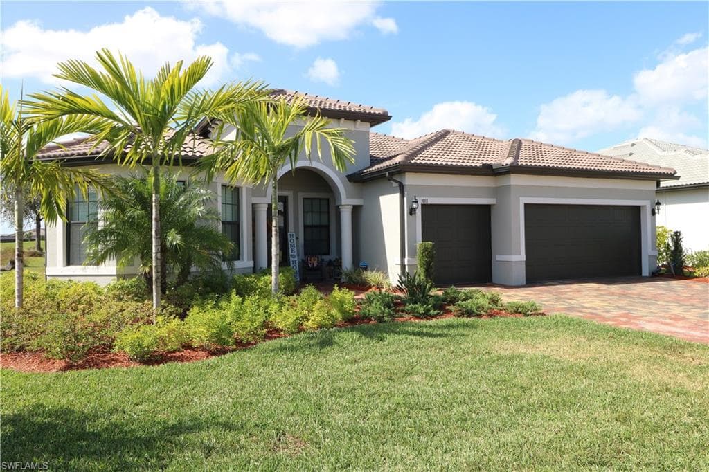 3011 Sagittaria LN ALVA, FL 33920