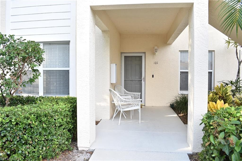 1195 Sarah Jean CIR I-101 NAPLES, FL 34110