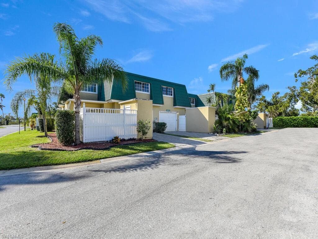4812 Sunfish CT FORT MYERS, FL 33919