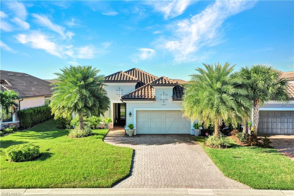 9329 Terresina DR NAPLES, FL 34119