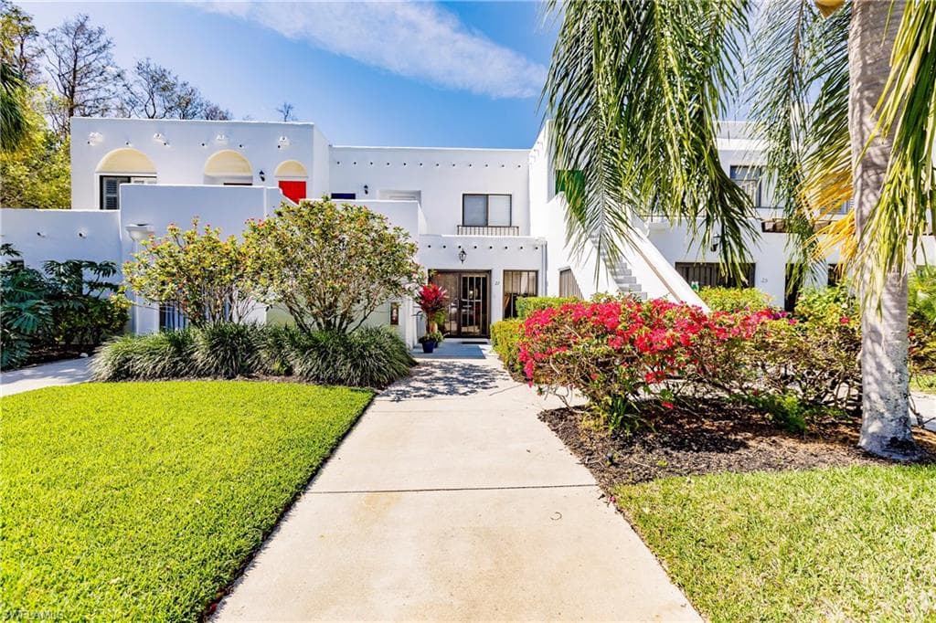 3310 Europa DR 36 NAPLES, FL 34105