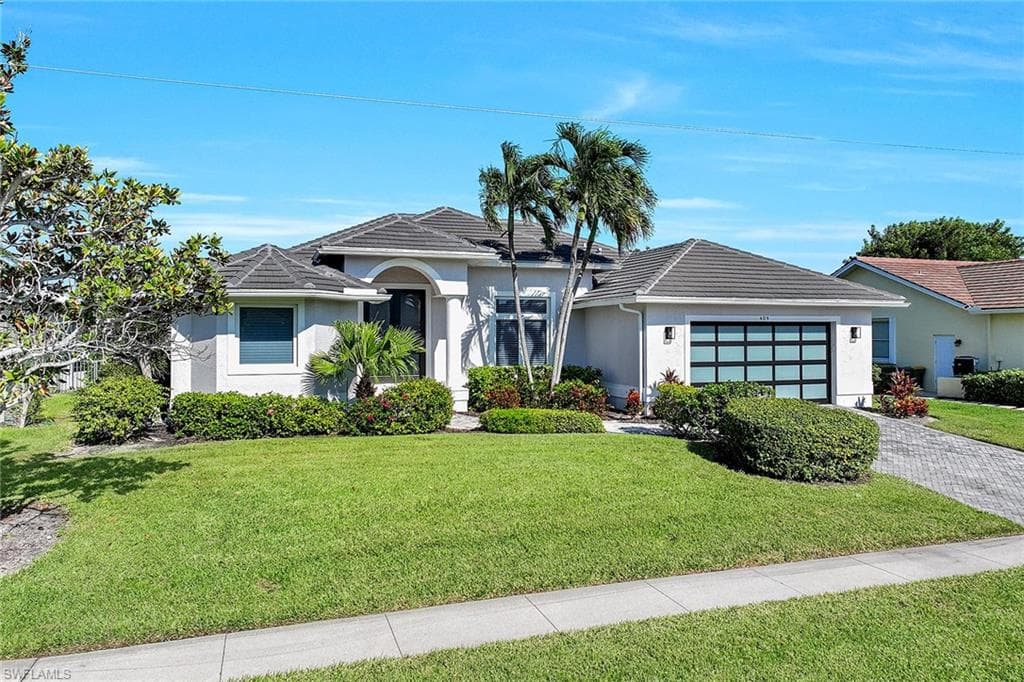 409 Waterleaf CT MARCO ISLAND, FL 34145
