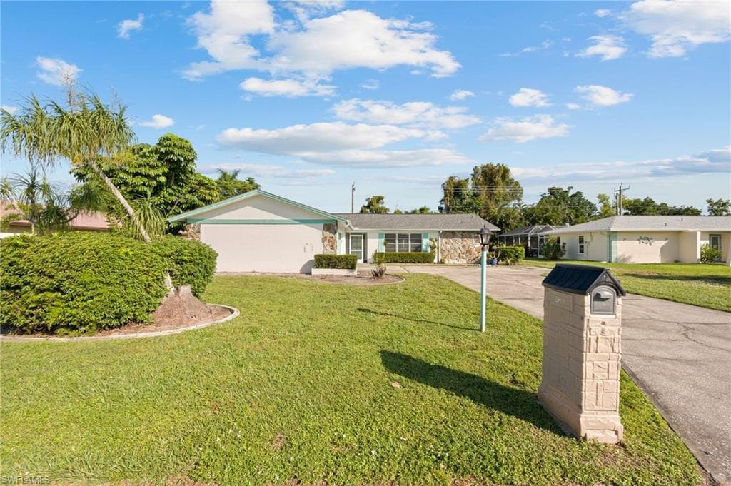 1445 Dubonnet CT FORT MYERS, FL 33919