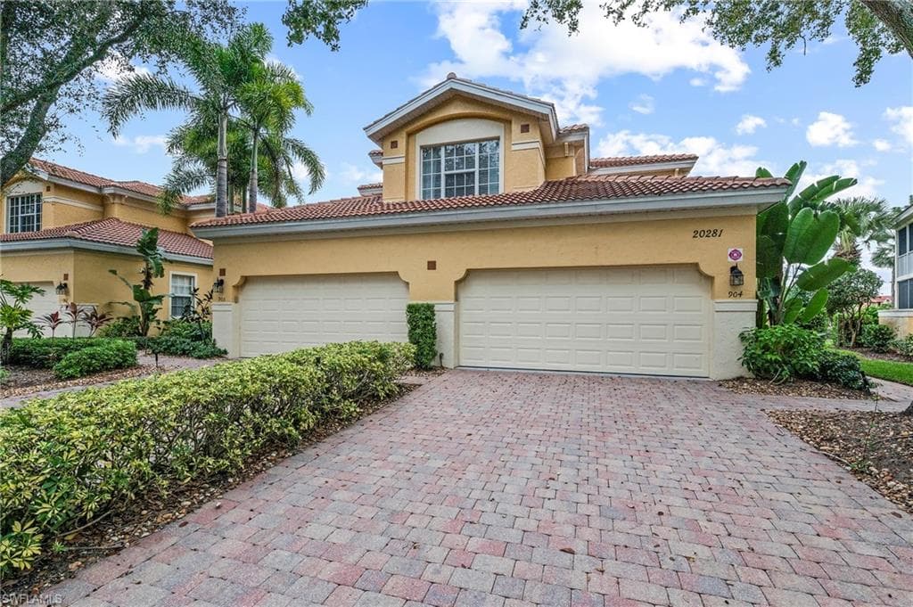 20281 Burnside PL 904 ESTERO, FL 33928