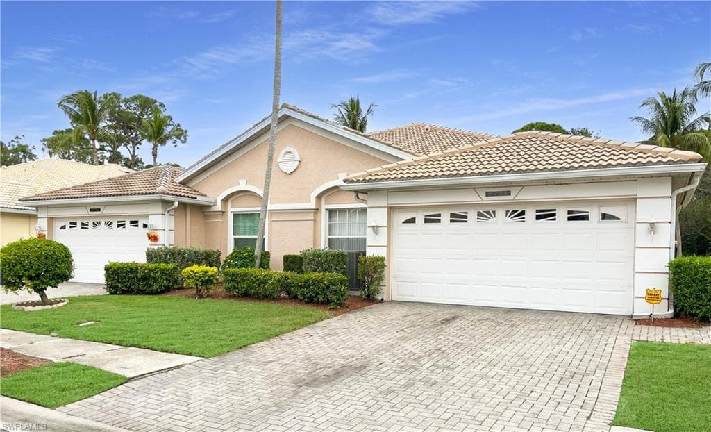 7738 Bay Lake DR FORT MYERS, FL 33907