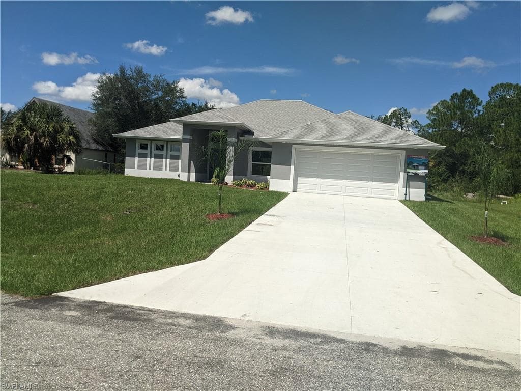 3611 9th ST SW LEHIGH ACRES, FL 33976