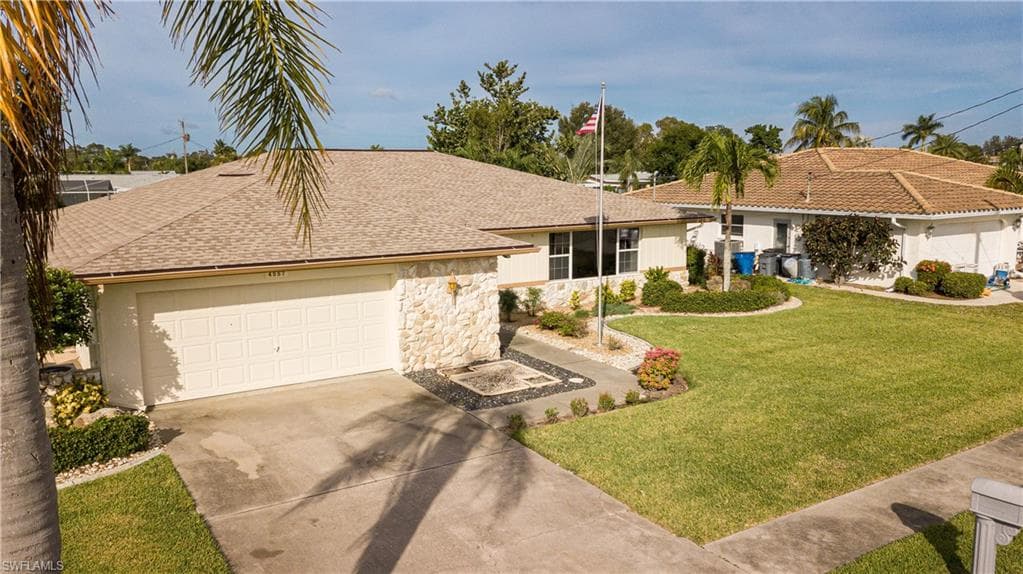 4557 Gulf AVE NORTH FORT MYERS, FL 33903