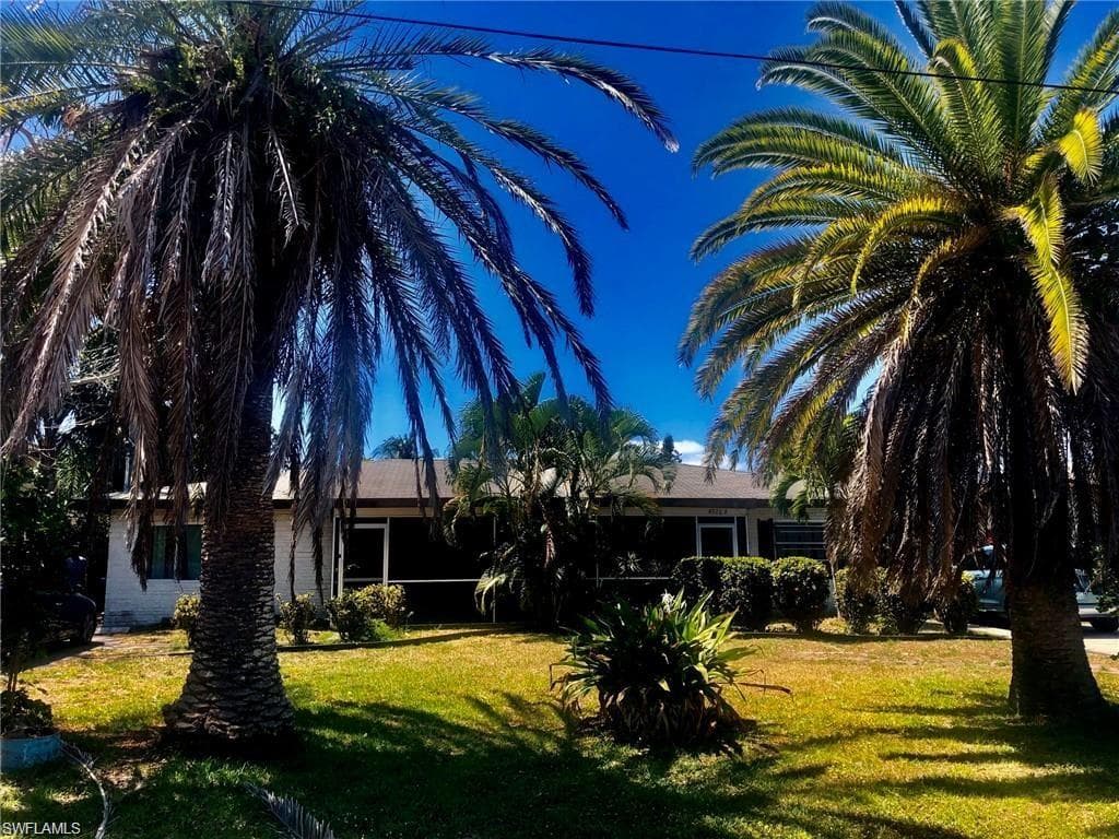 4926 Vincennes ST 1-2 CAPE CORAL, FL 33904