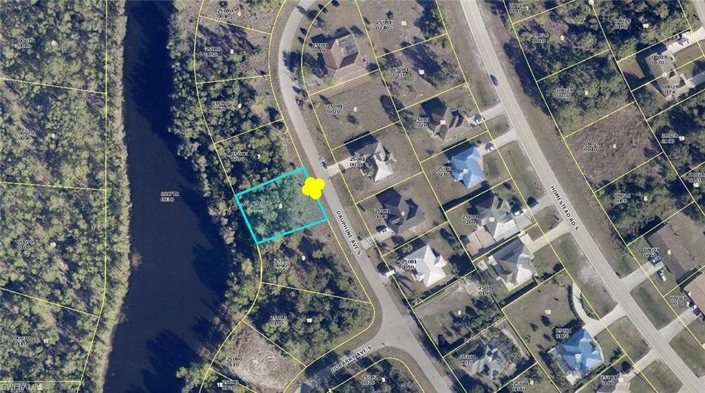 628 Dauphine AVE S LEHIGH ACRES, FL 33974