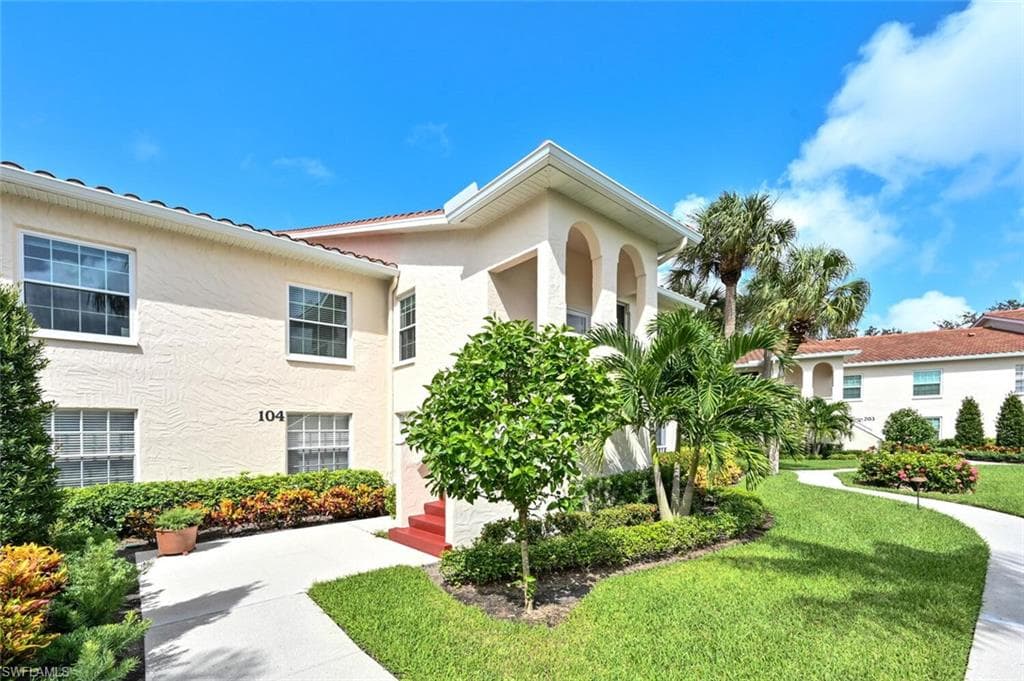 108 Siena WAY 108 NAPLES, FL 34119