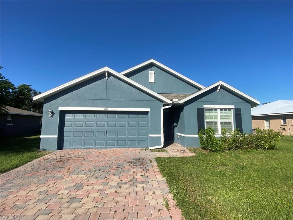 630 SE 10th PL CAPE CORAL, FL 33990