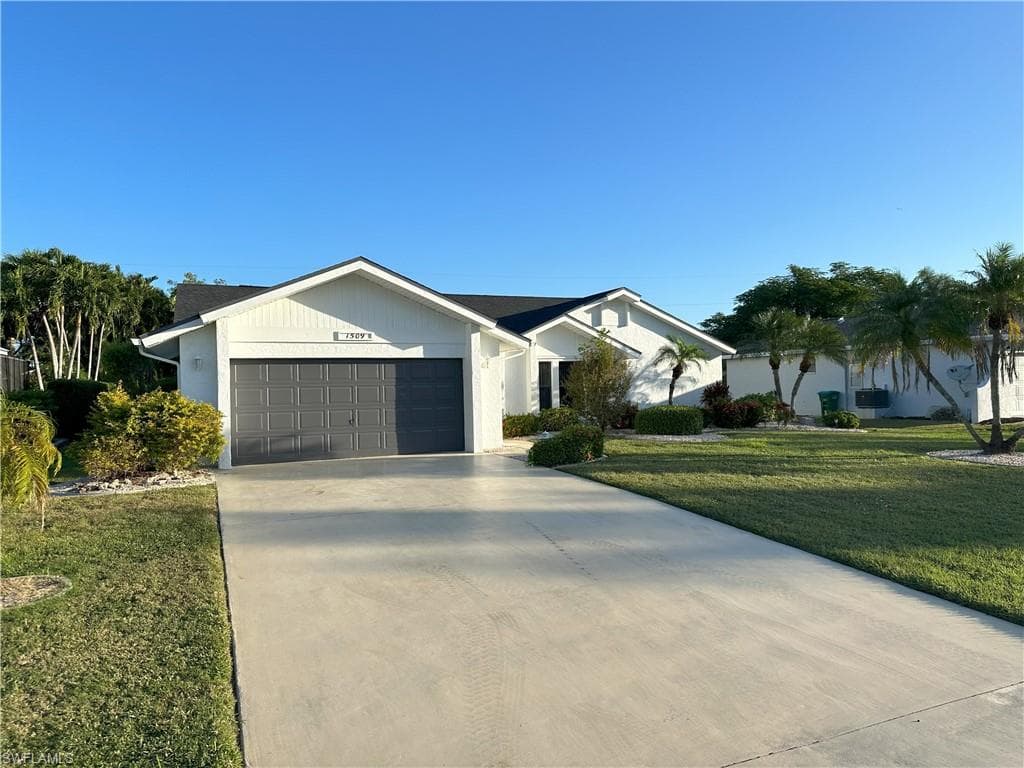 1509 SW 49th TER CAPE CORAL, FL 33914
