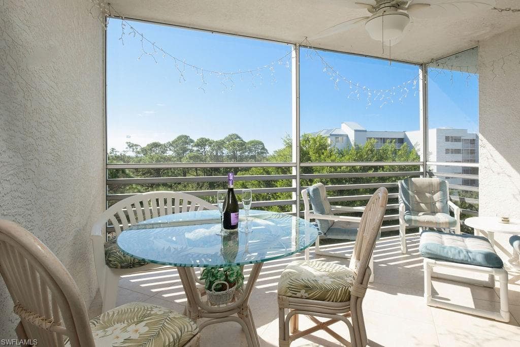 290 Naples Cove DR 2605 NAPLES, FL 34110