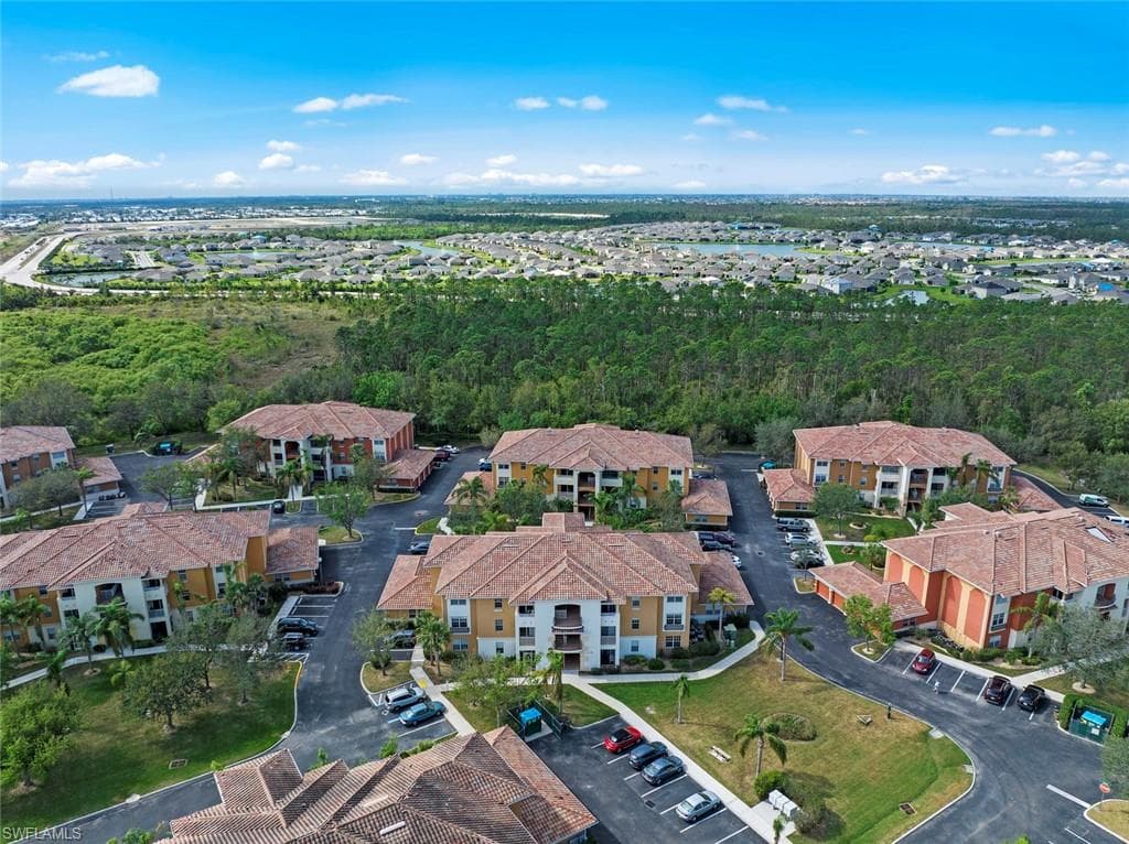 3947 Del Sol LN 204 CAPE CORAL, FL 33909