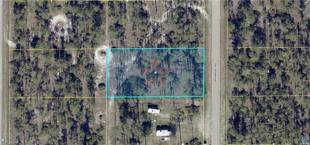 1419 Greenwood AVE LEHIGH ACRES, FL 33972