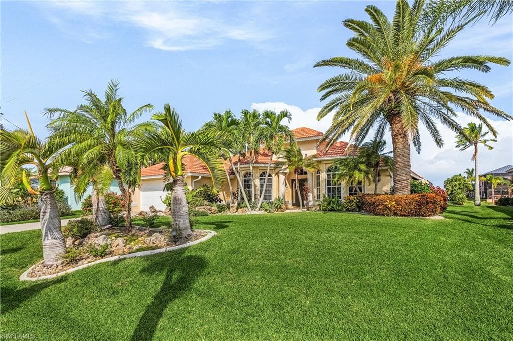 2119 SW 52nd ST CAPE CORAL, FL 33914