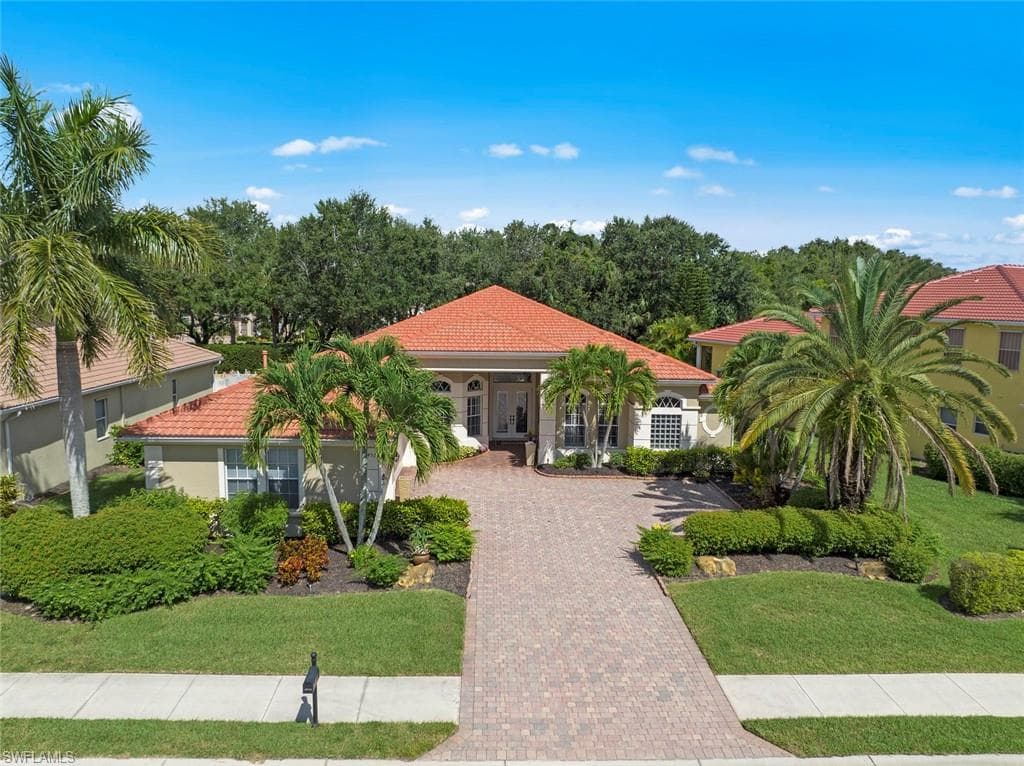 19452 La Serena DR ESTERO, FL 33967