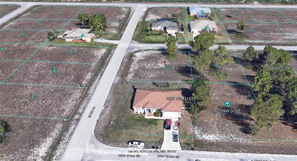 1926 31st TER CAPE CORAL, FL 33993