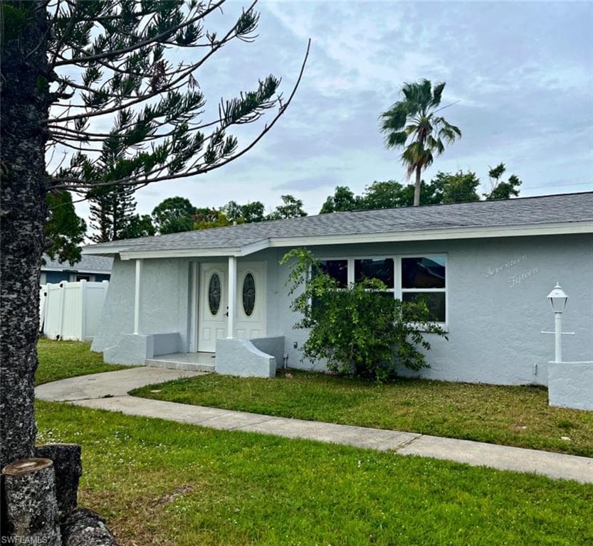 1715 Viscaya PKWY CAPE CORAL, FL 33990