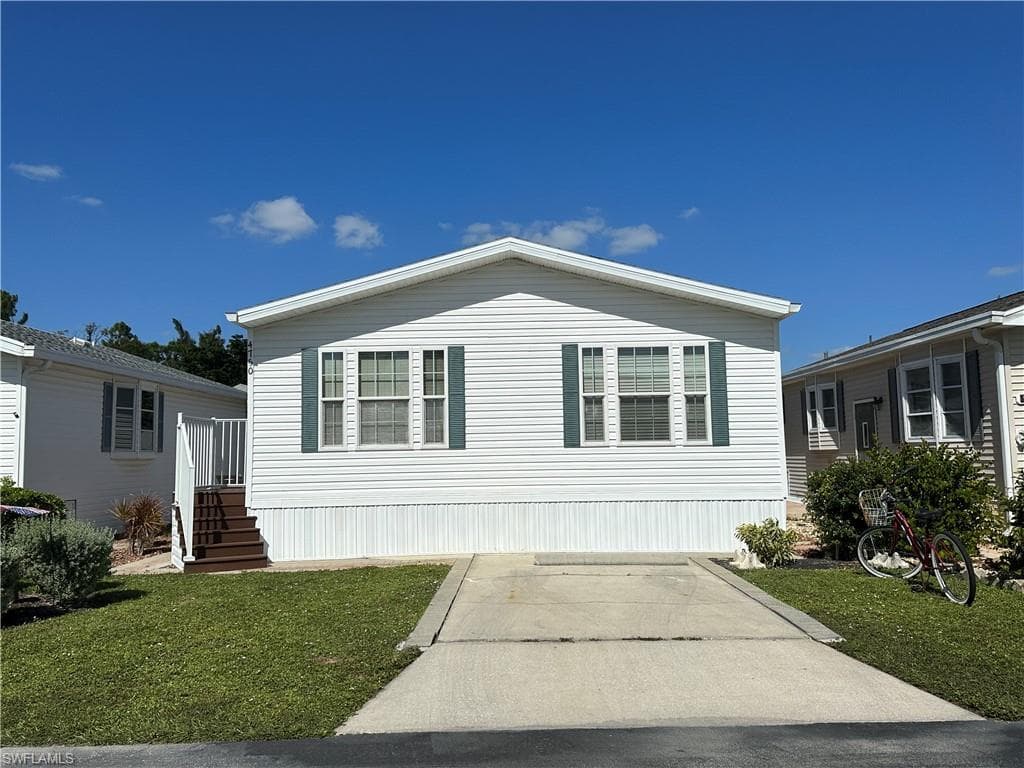 4750 Washington WAY W ESTERO, FL 33928