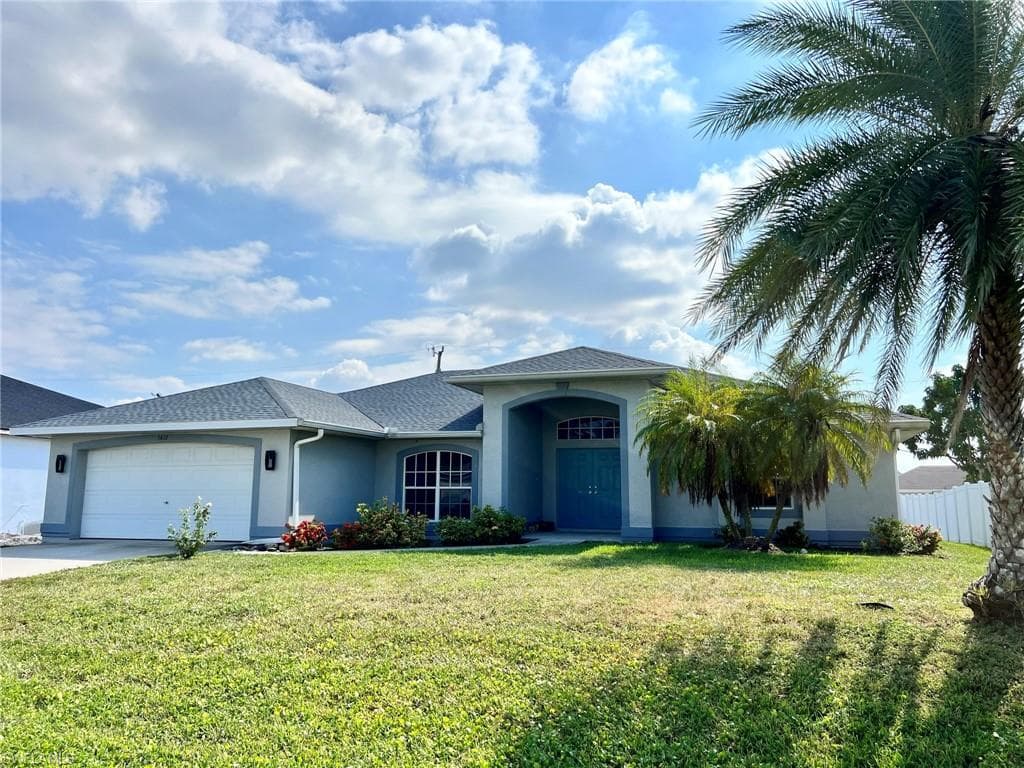 1612 12th LN CAPE CORAL, FL 33991