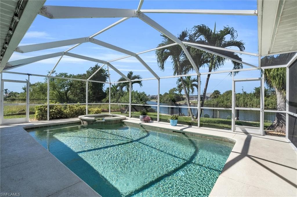 2113 NE 4th ST CAPE CORAL, FL 33909