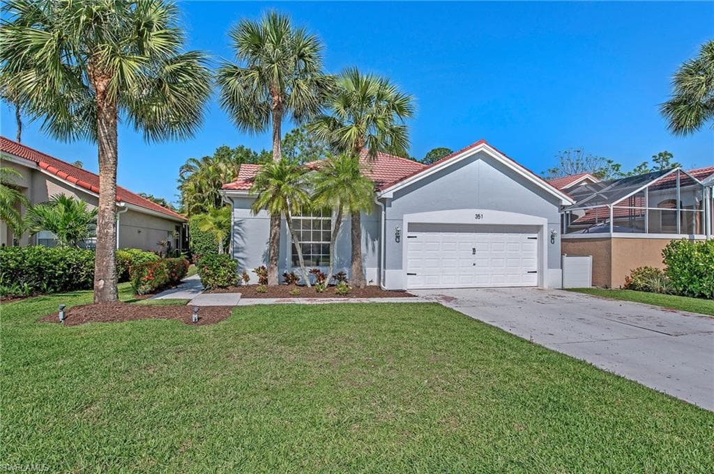 351 Pindo Palm DR NAPLES, FL 34104