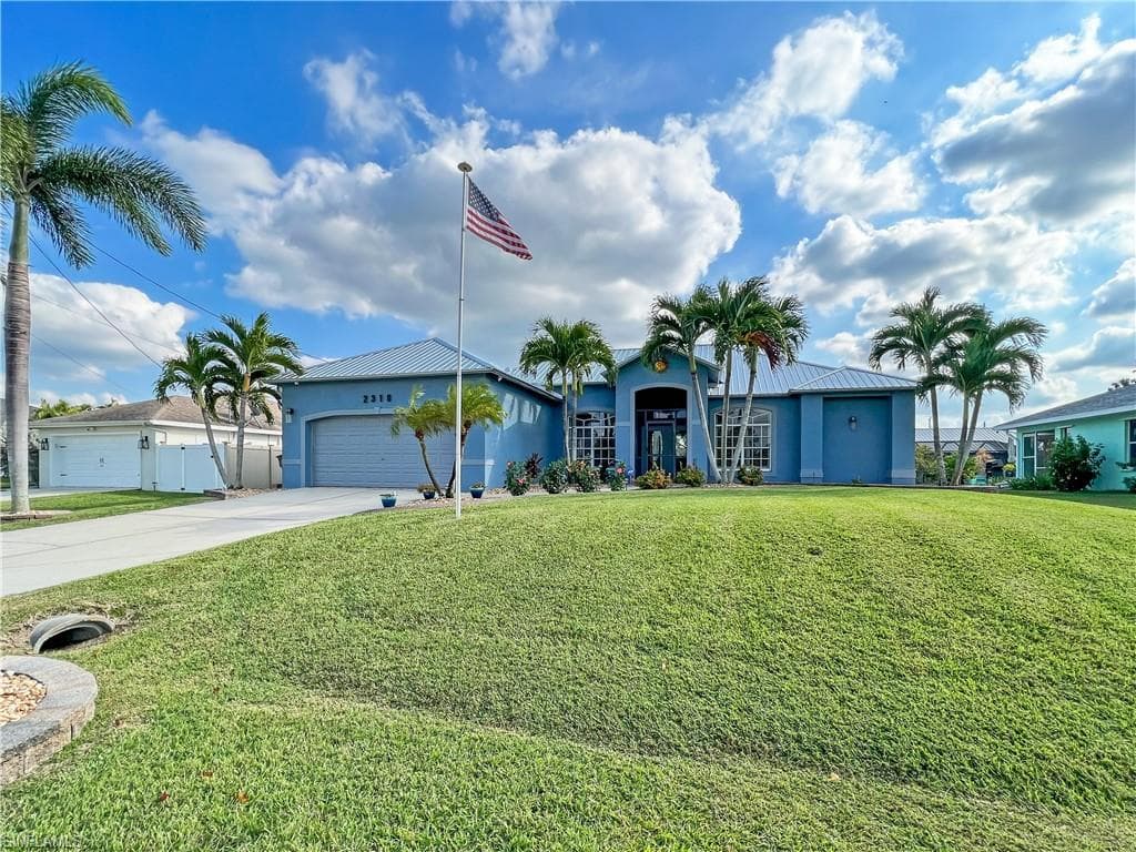 2318 NE 35th ST CAPE CORAL, FL 33909