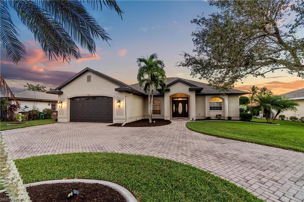 1458 SE 16th TER CAPE CORAL, FL 33990