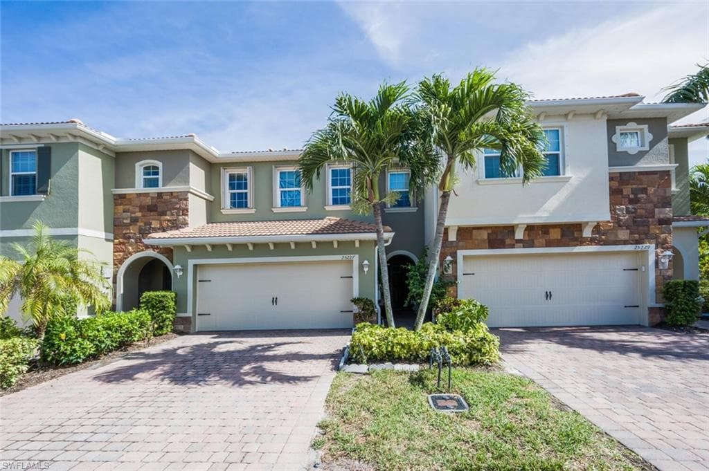 25227 Cordera Point DR BONITA SPRINGS, FL 34135