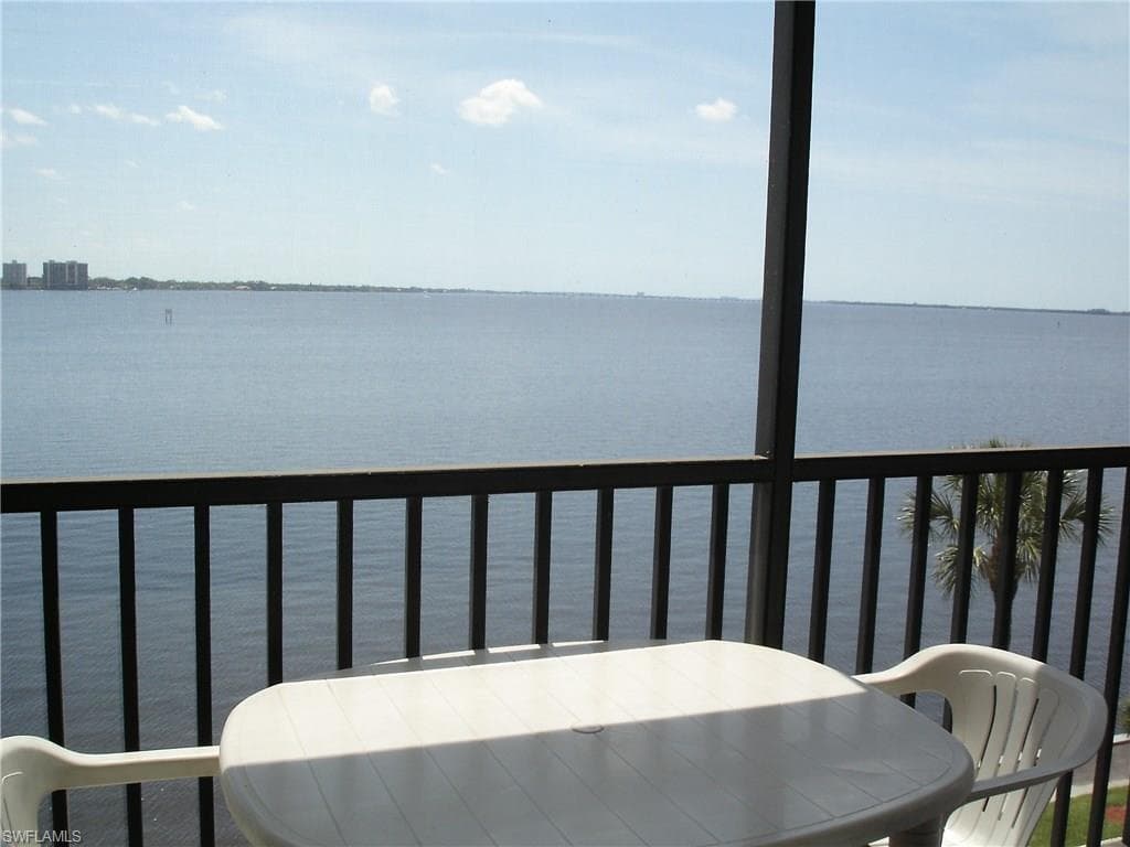 3300 N Key DR 4W NORTH FORT MYERS, FL 33903