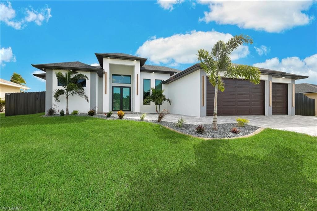 1624 SW 12th LN CAPE CORAL, FL 33991