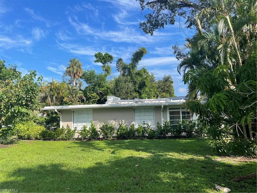 1615 Avalon PL FORT MYERS, FL 33901