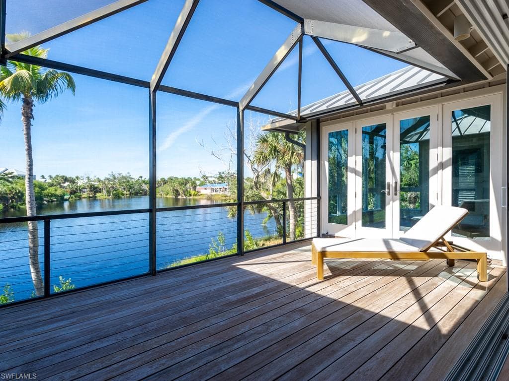 4389 Gulf Pines DR SANIBEL, FL 33957