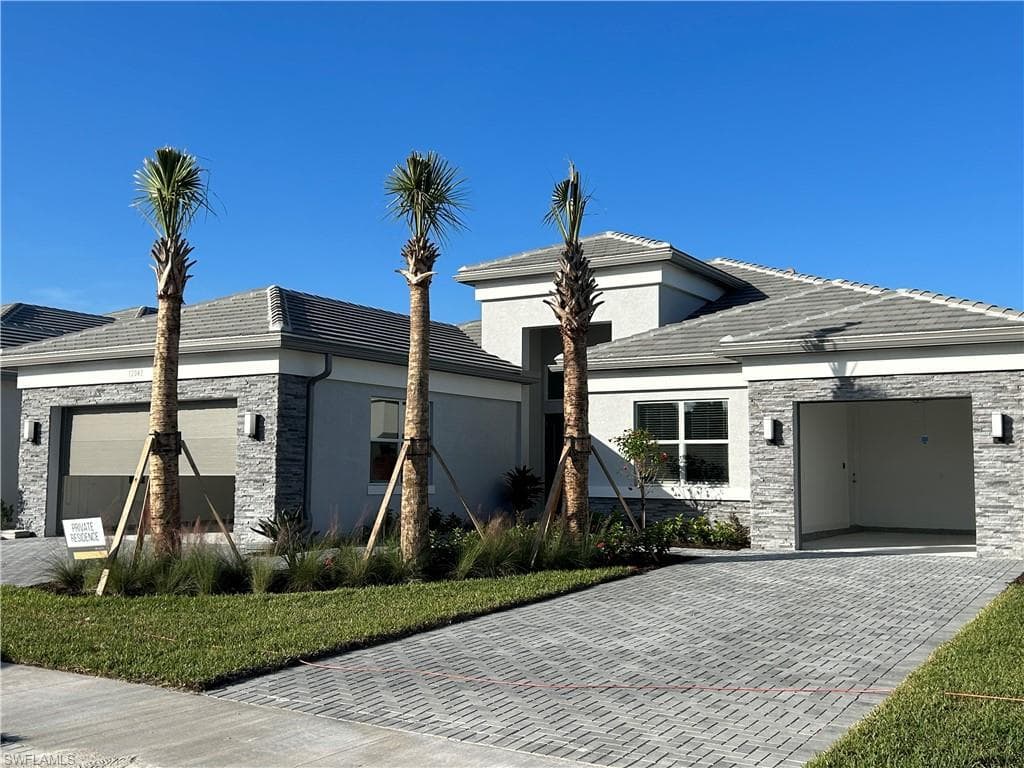 12043 Datura AVE NAPLES, FL 34120
