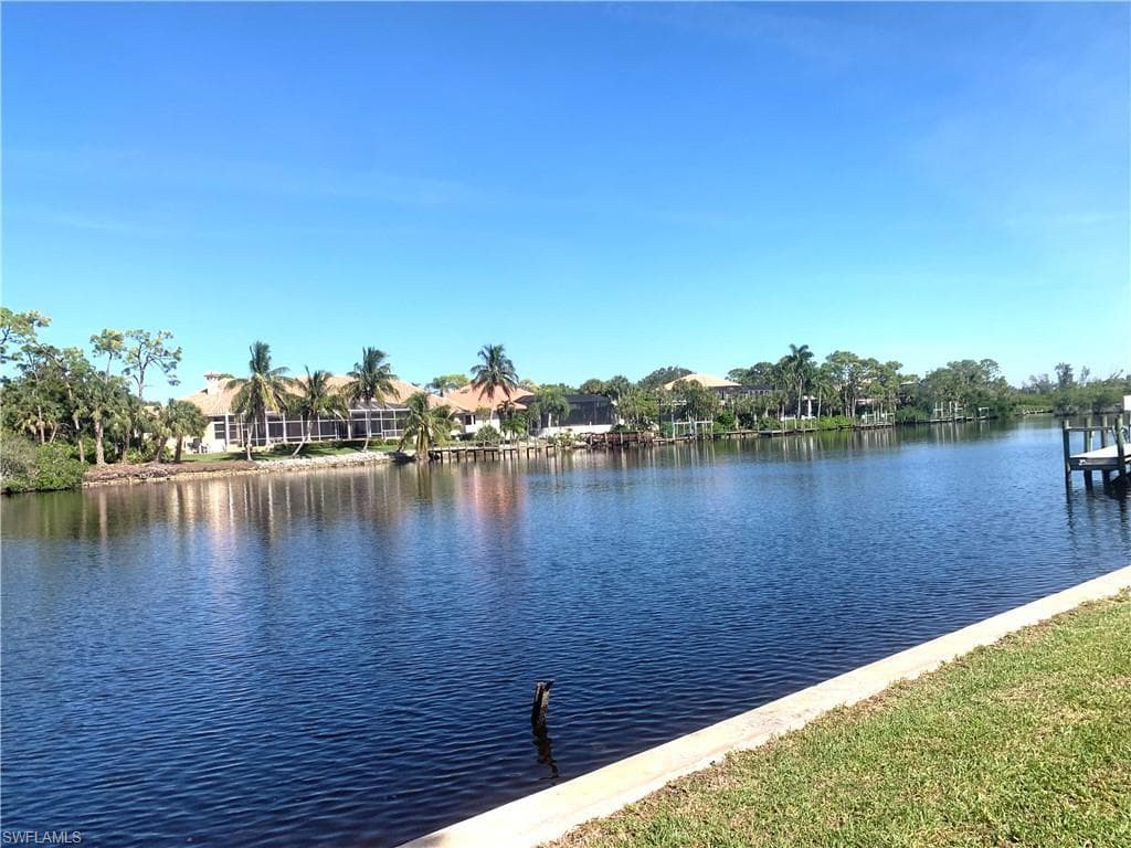 3796 Riviera CIR BONITA SPRINGS, FL 34134