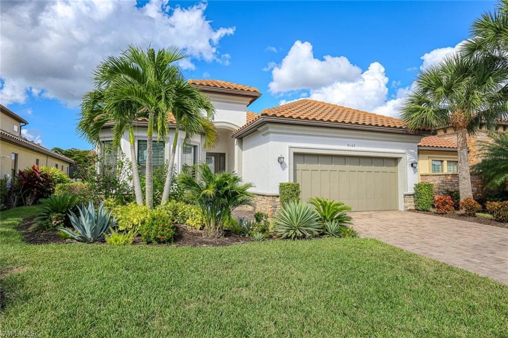 9147 Trivoli TER NAPLES, FL 34119