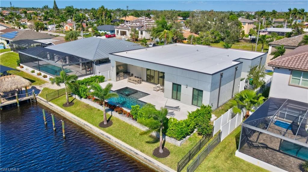 836 Miramar CT CAPE CORAL, FL 33904