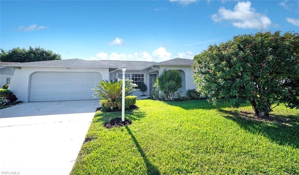 108 Picardy CT NAPLES, FL 34112