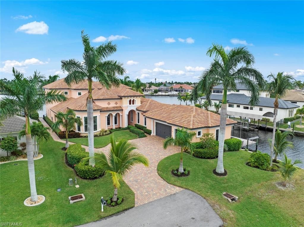 101 SW 53rd ST CAPE CORAL, FL 33914