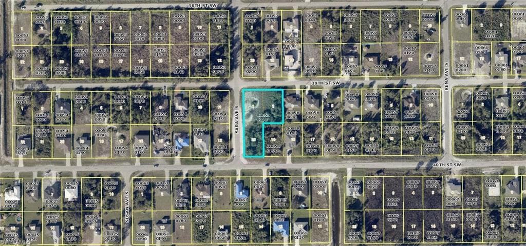 3319 39th ST SW LEHIGH ACRES, FL 33976