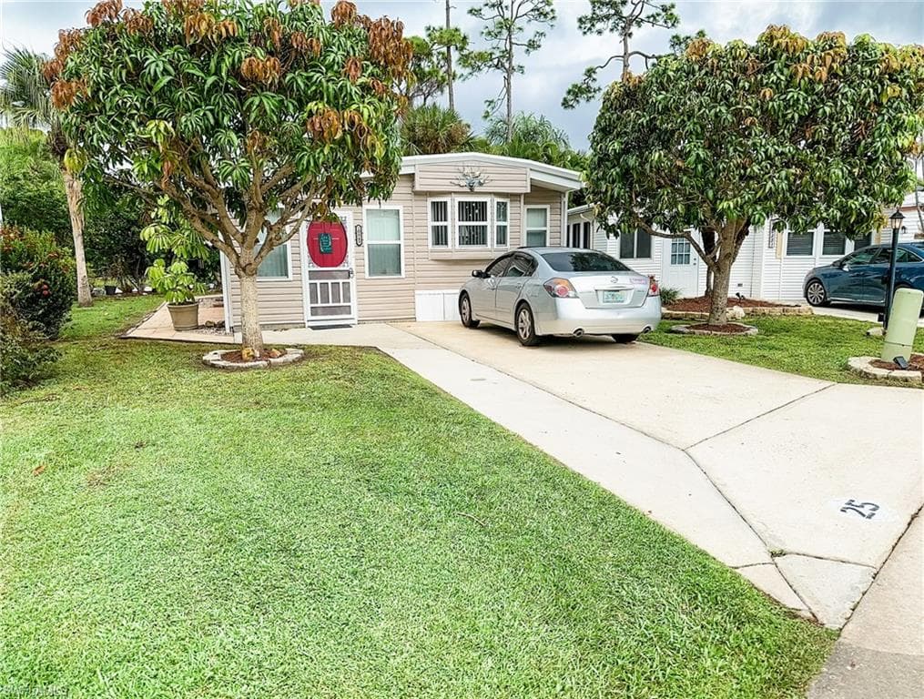 10849 Barred Owl CIR 25 ESTERO, FL 33928