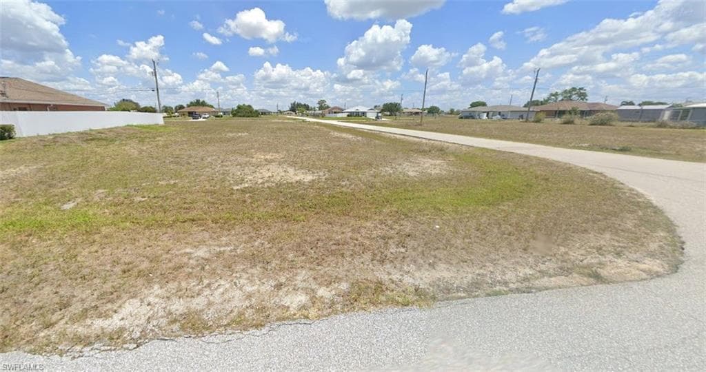 1807 NE 6th AVE CAPE CORAL, FL 33909