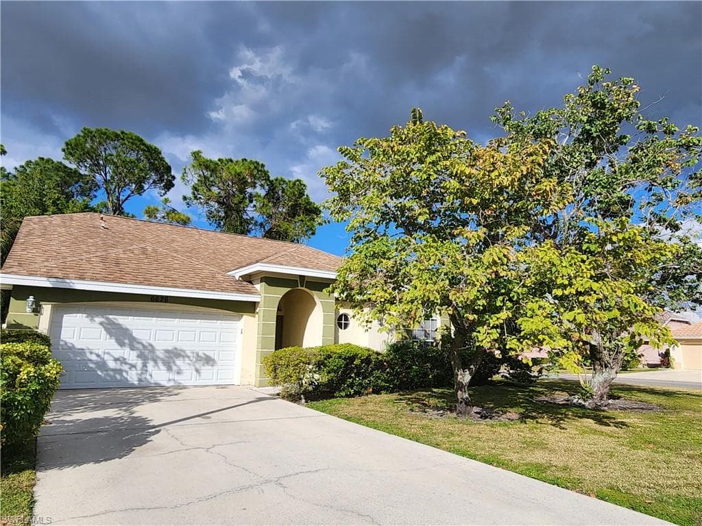 6626 Cutty Sark LN NAPLES, FL 34104