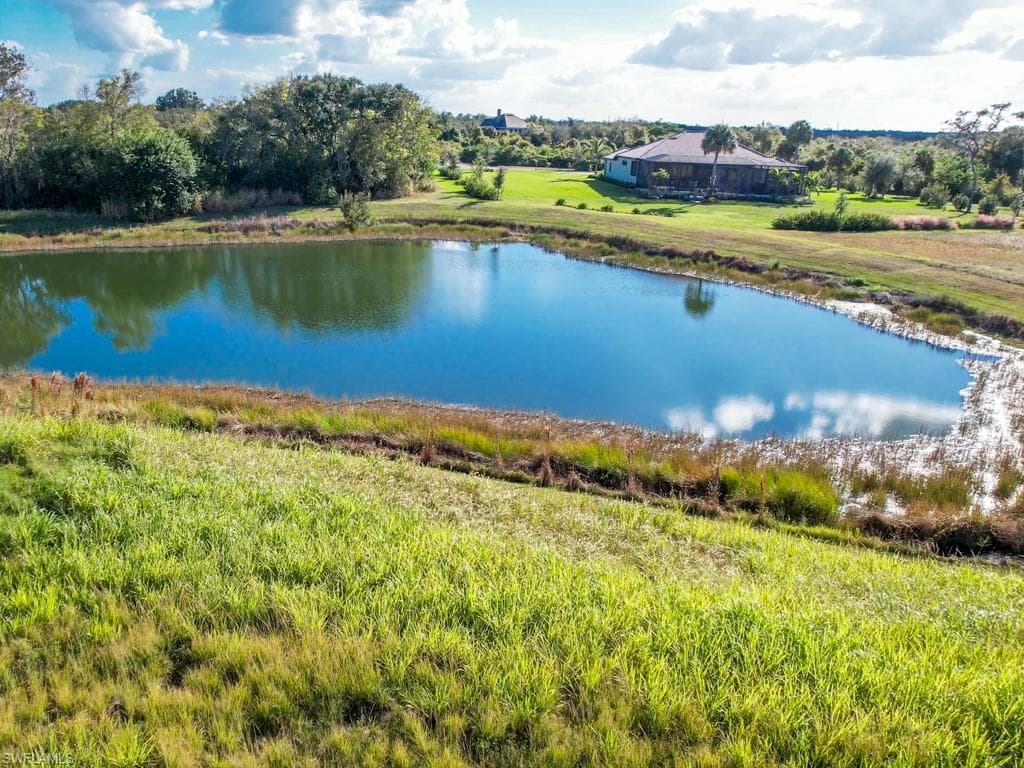 23022 Crookedwood LOOP ALVA, FL 33920