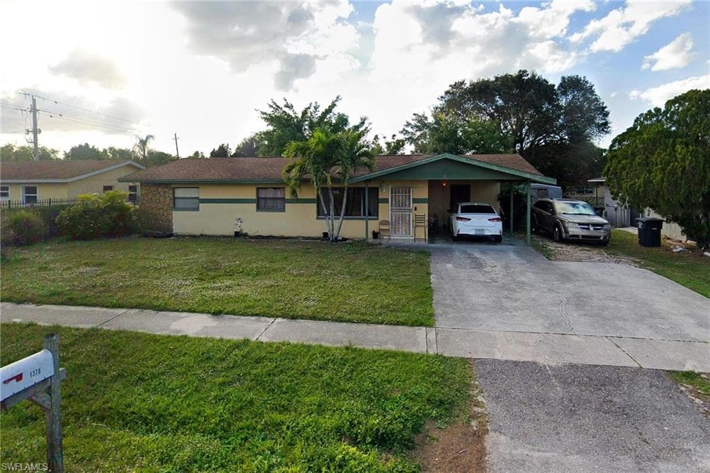 1378 Nuna AVE FORT MYERS, FL 33905