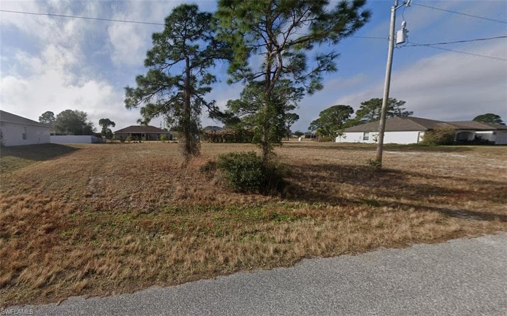 1616 NW 29th TER CAPE CORAL, FL 33993