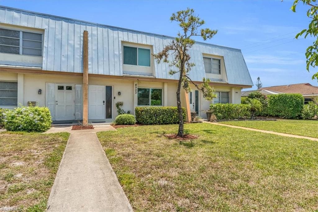 4903 Catalina DR 41 NAPLES, FL 34112