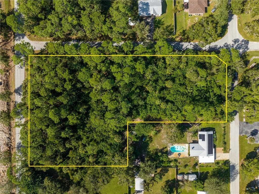 151 Ford AVE LABELLE, FL 33935